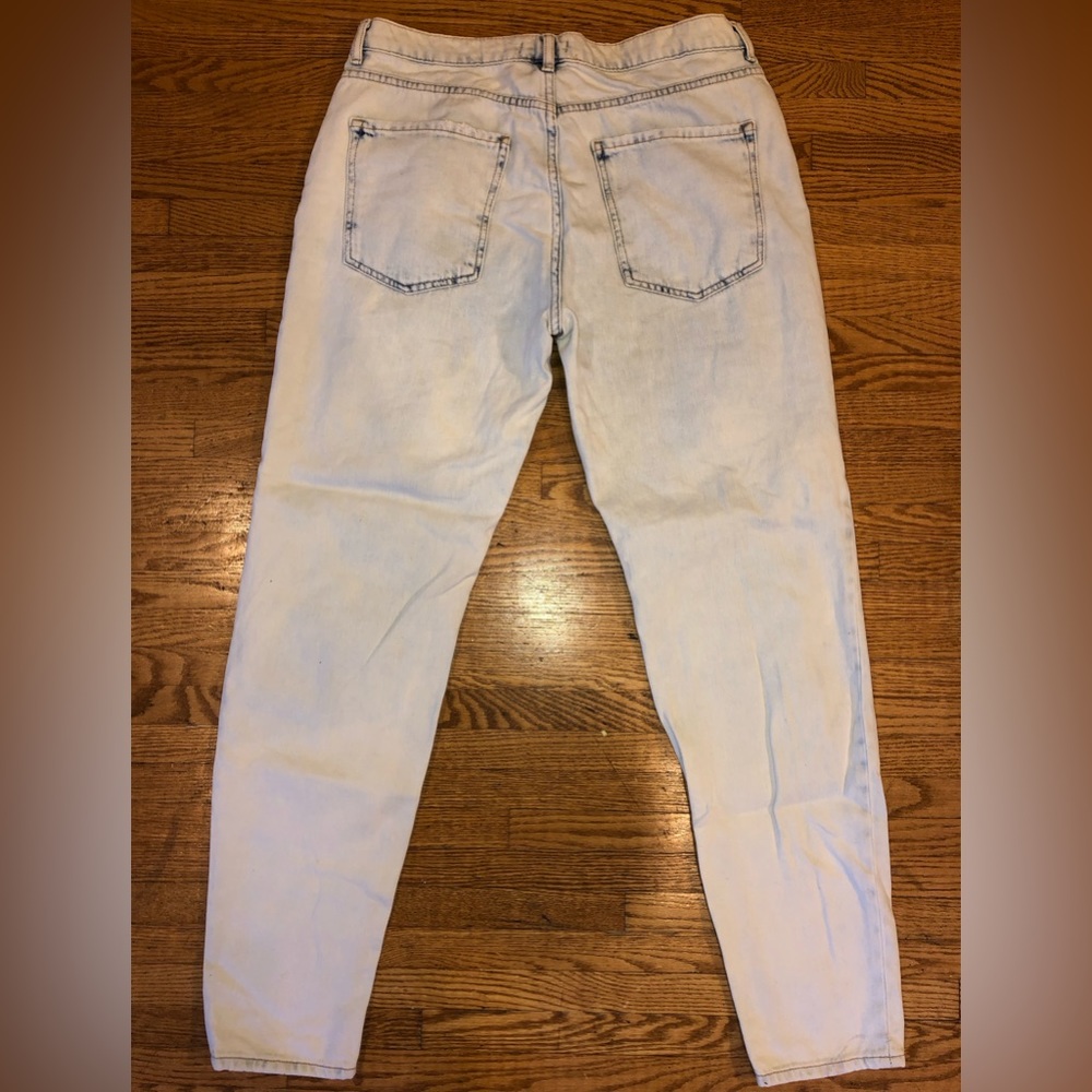 Light Blue Wash Ripped Jeans - Picture 4 of 4